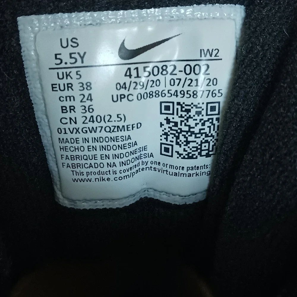 Nike Air More Uptempo GS Black White Black Youth Basketball Shoes Size 5.5Y